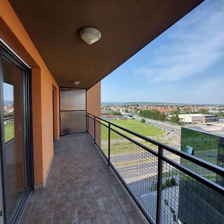 Med Man Apartmani Slavonski Brod Ngoại thất bức ảnh