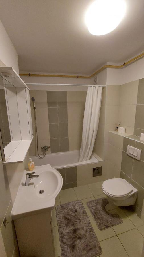 Med Man Apartmani Slavonski Brod Ngoại thất bức ảnh