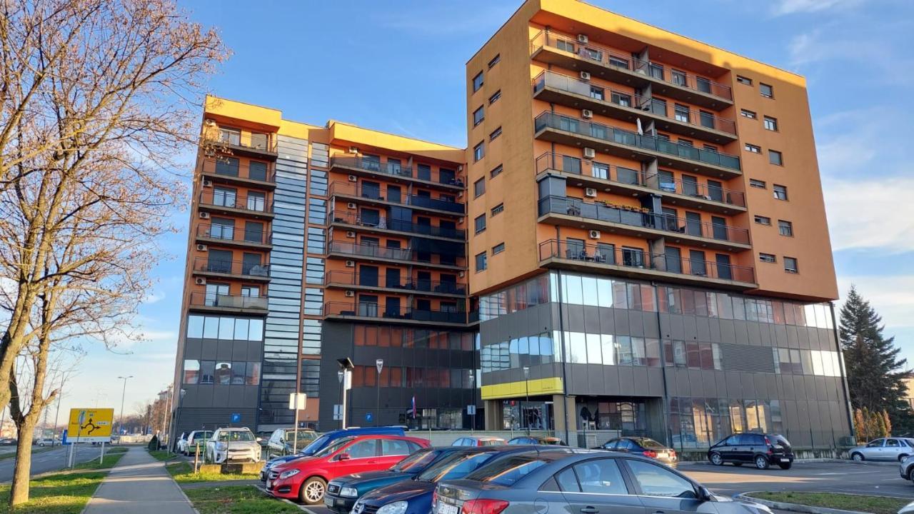 Med Man Apartmani Slavonski Brod Ngoại thất bức ảnh